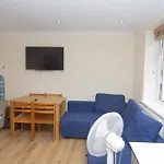 Evergreen Apartments, Flat 3, London