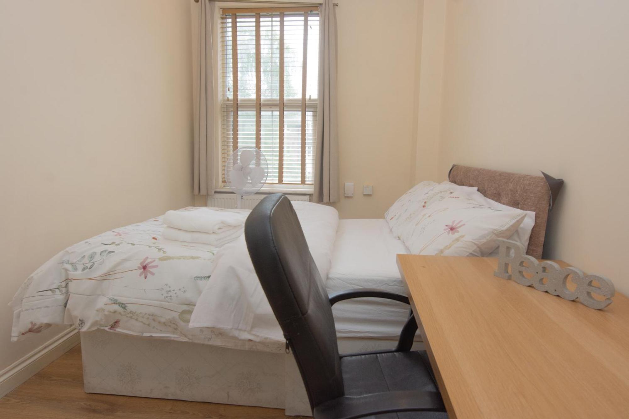 Apartment Evergreen Apartments, Flat 3, London